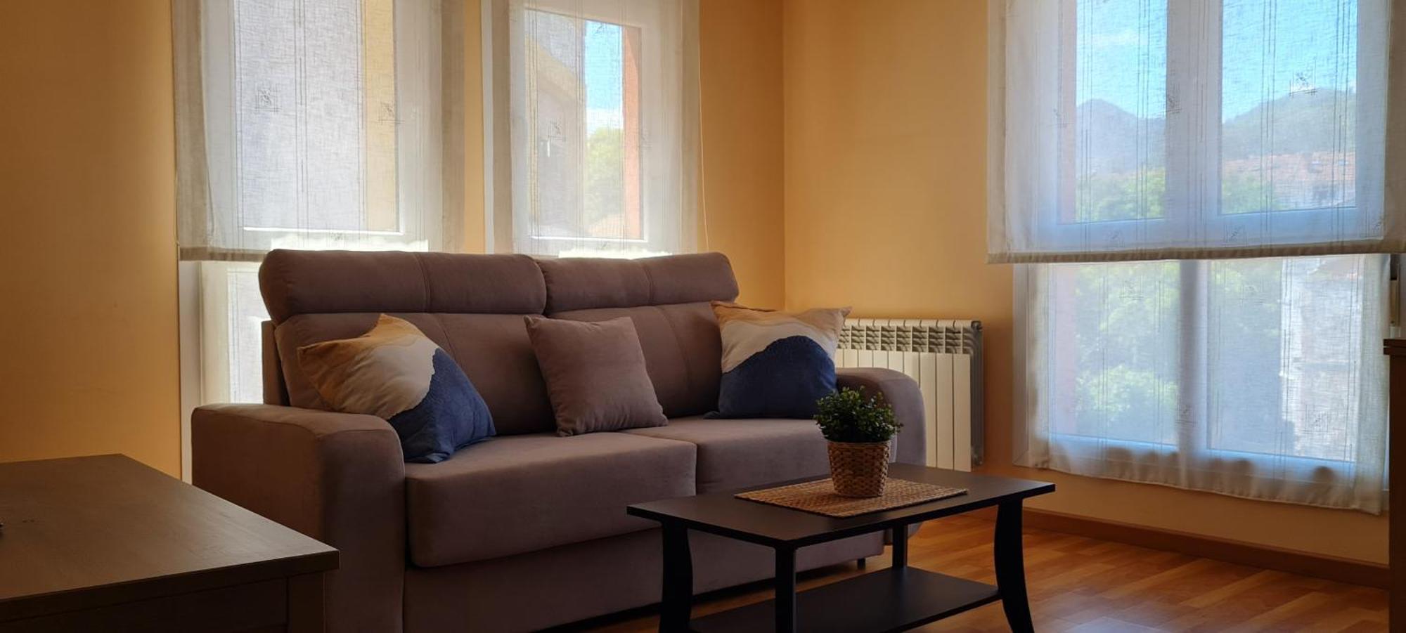 Apartamentos El Pigazu Onís Dış mekan fotoğraf