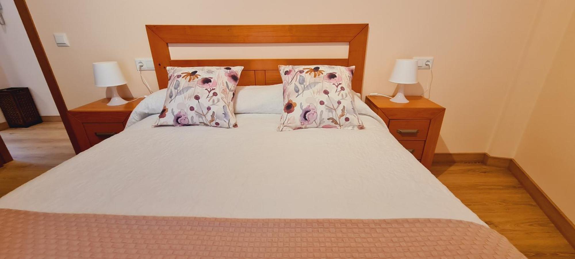 Apartamentos El Pigazu Onís Dış mekan fotoğraf